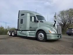 2021 KENWORTH T680