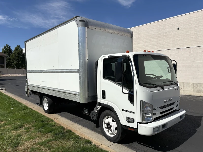 2019 ISUZU NPR HD