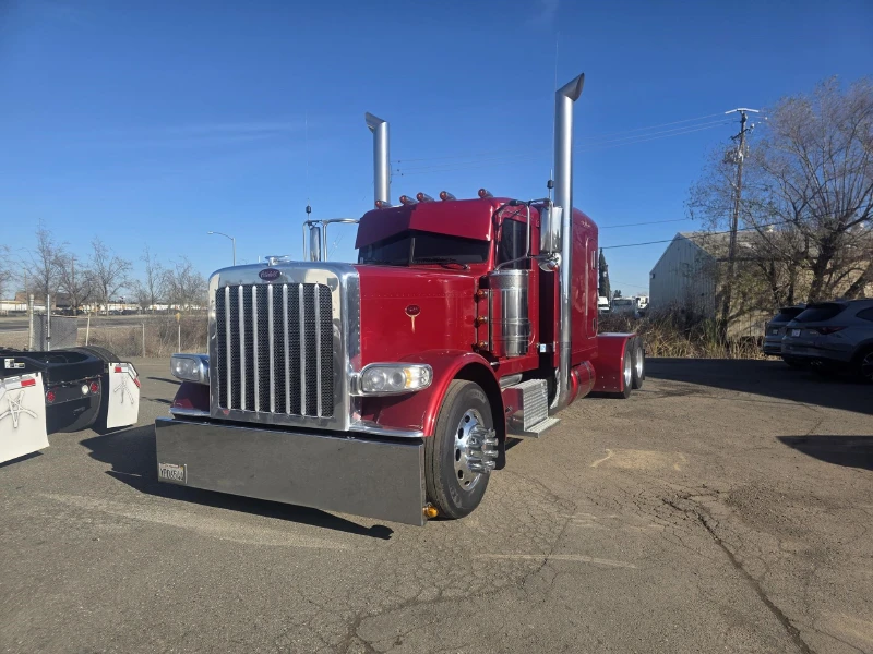 2022 PETERBILT 389