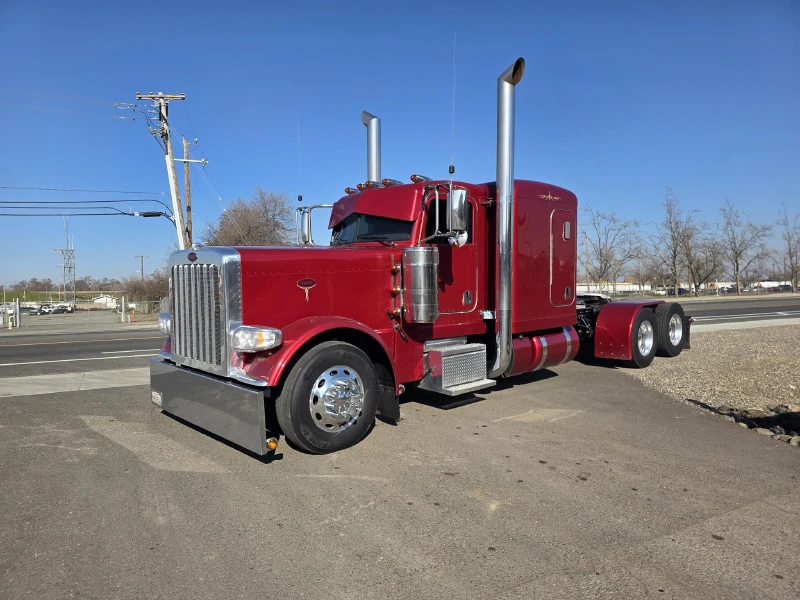 2022 PETERBILT 389