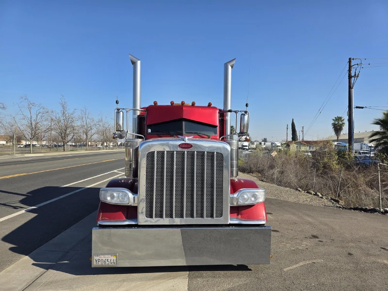 2022 PETERBILT 389