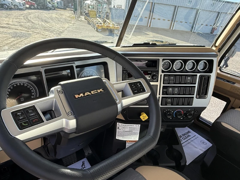 2027 MACK GRANITE 104FR