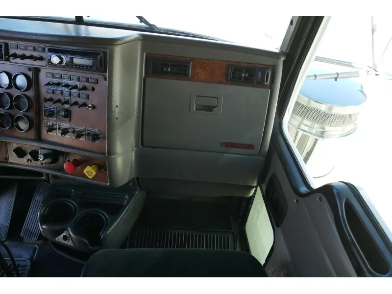 2005 KENWORTH T800