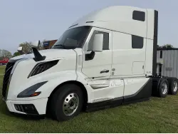 2027 VOLVO VNL64T860