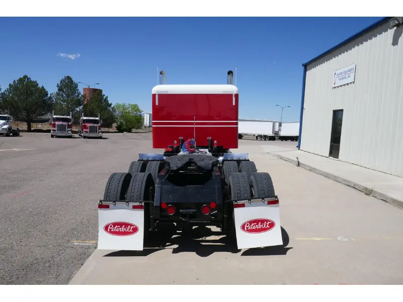 2020 PETERBILT 389
