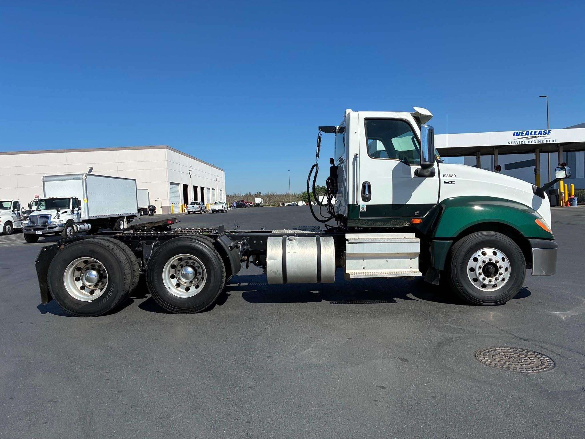2019 INTERNATIONAL LT in Stockton, CA