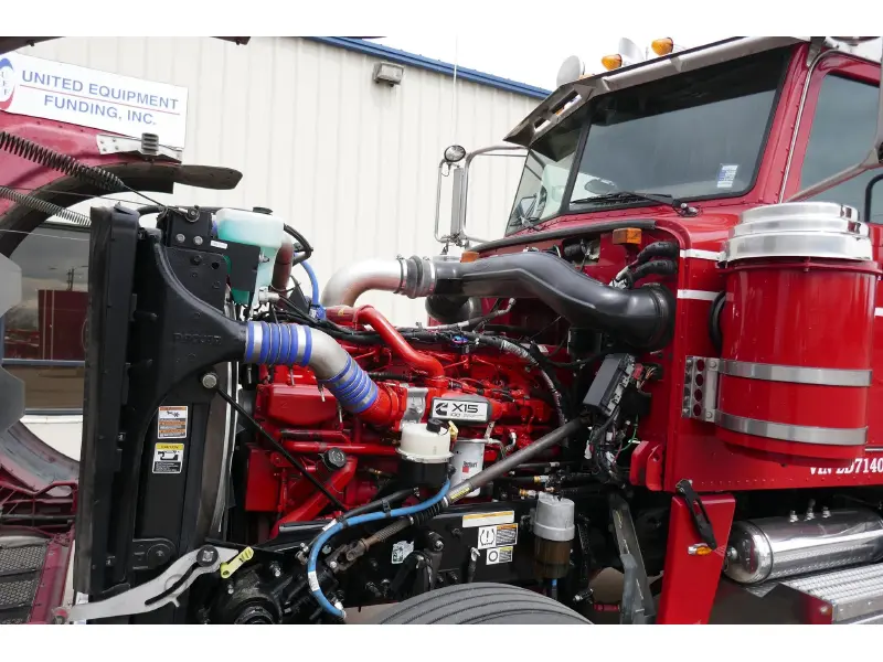2020 PETERBILT 389