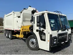 2026 MACK LR613