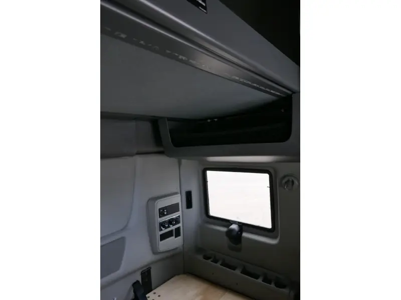 2019 INTERNATIONAL LT