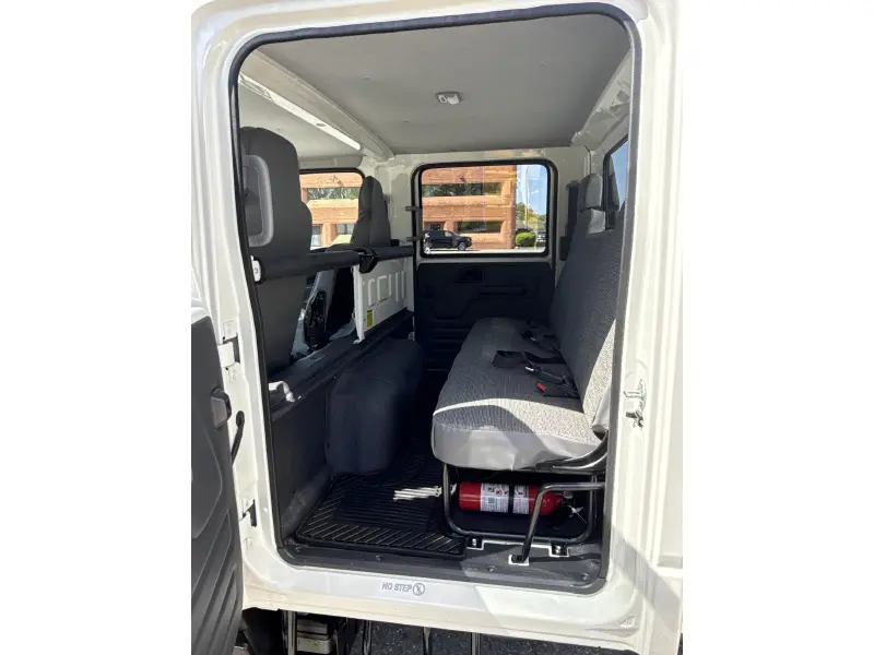 2027 ISUZU NRR