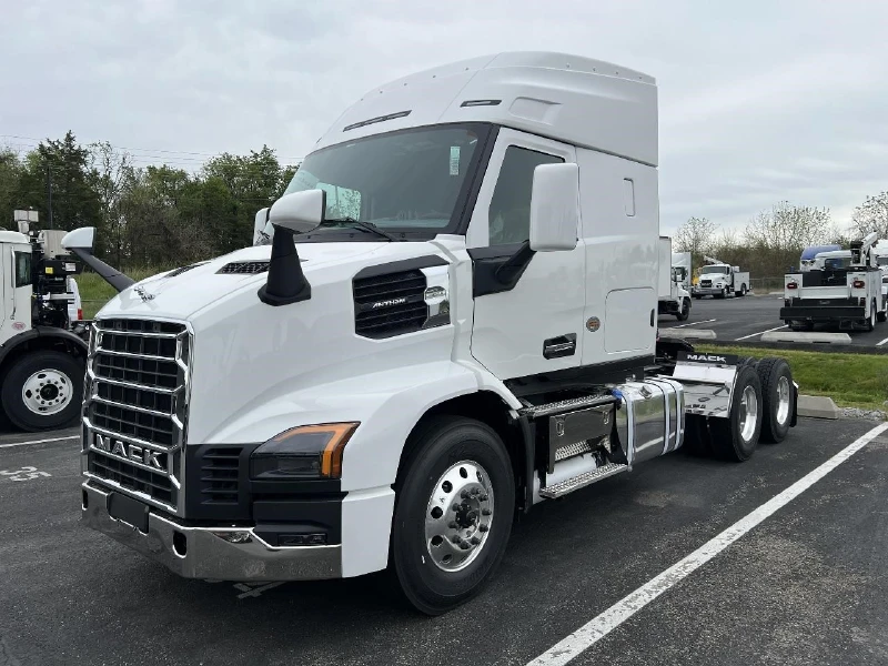 2027 MACK ANTHEM 64T