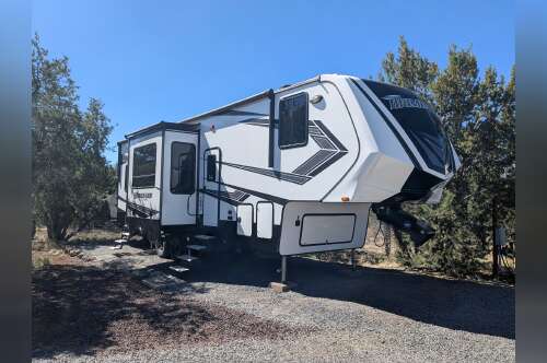 2020 Grand Design MOMENTUM G-CLASS 320G in vernon AZ