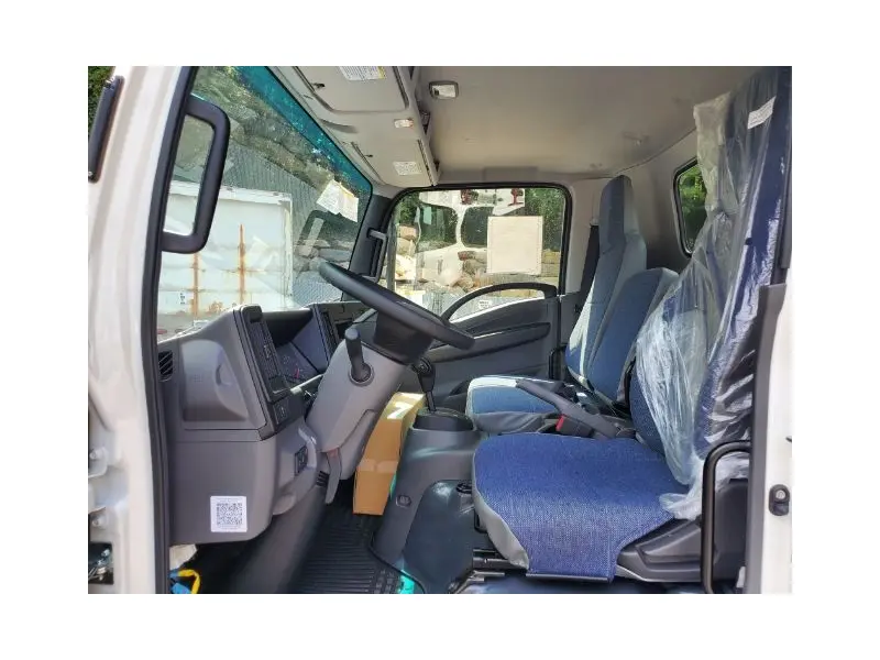 2025 ISUZU NPR XD