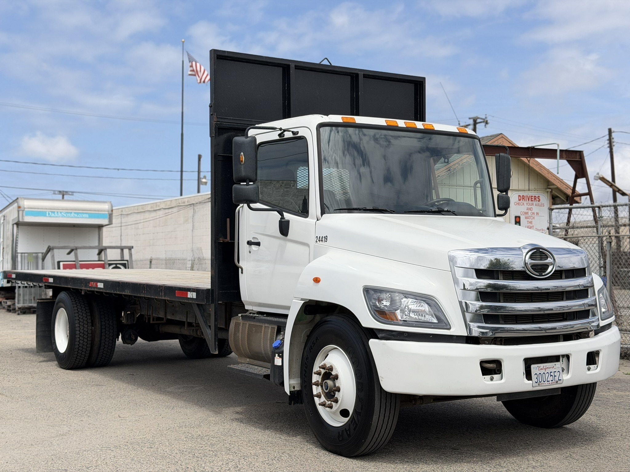 2019 HINO 268A in Ventura, CA