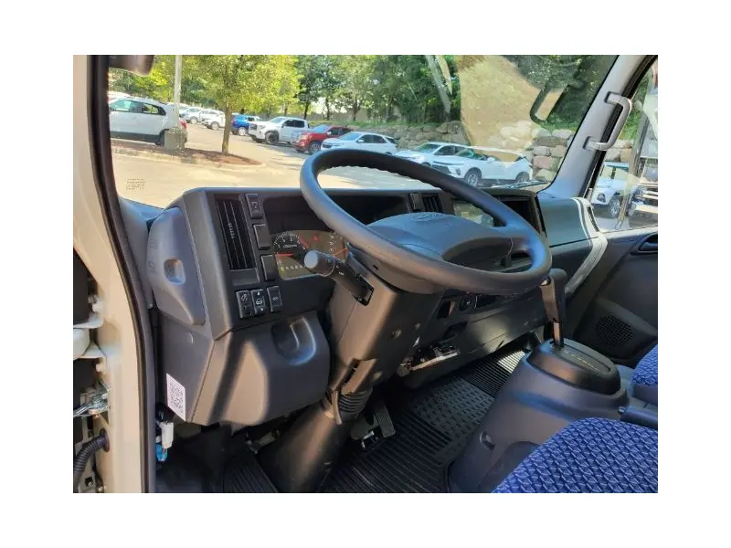 2024 ISUZU NPR HD GAS