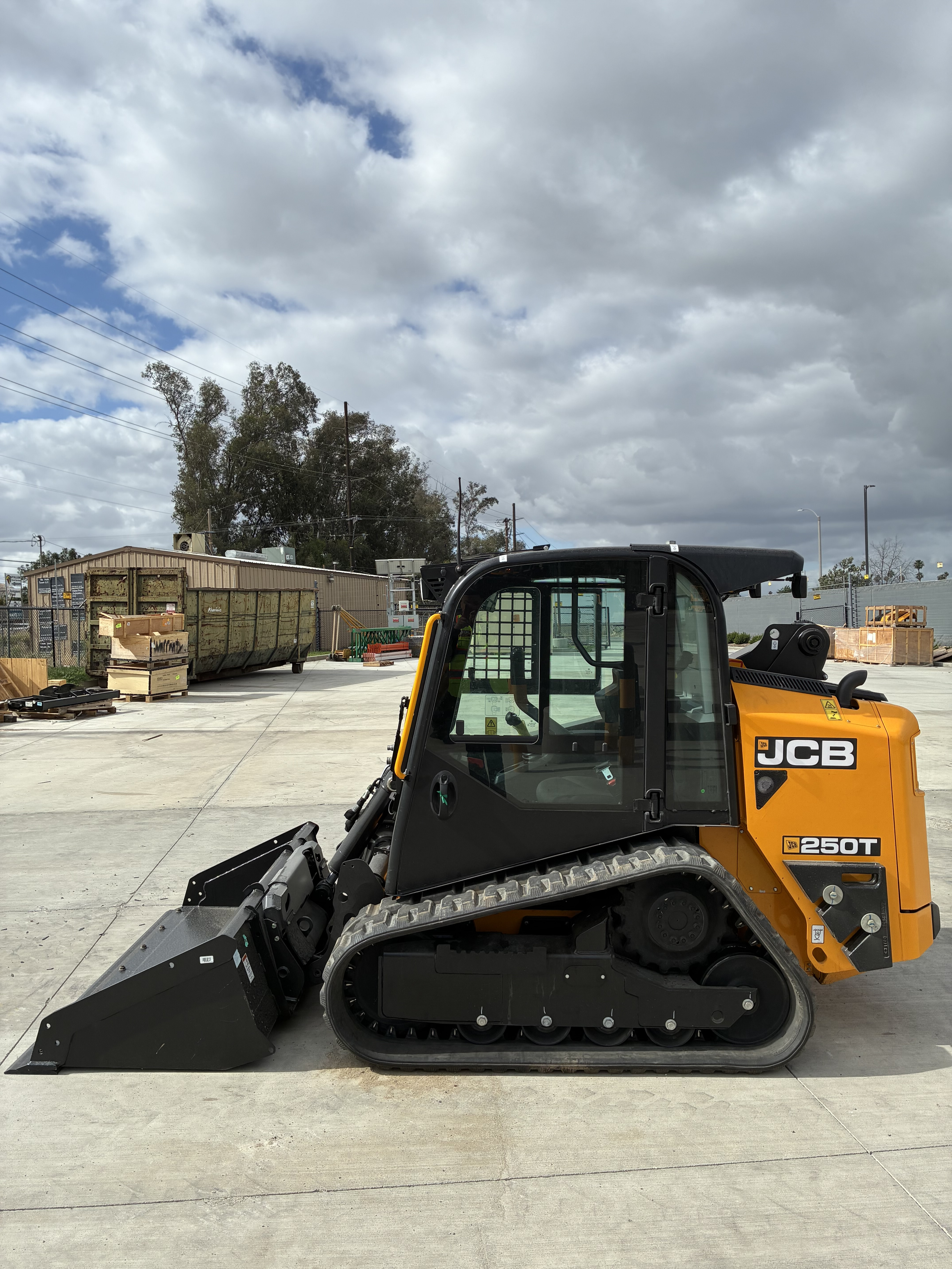 2026 JCB 250T in Fontana, CA