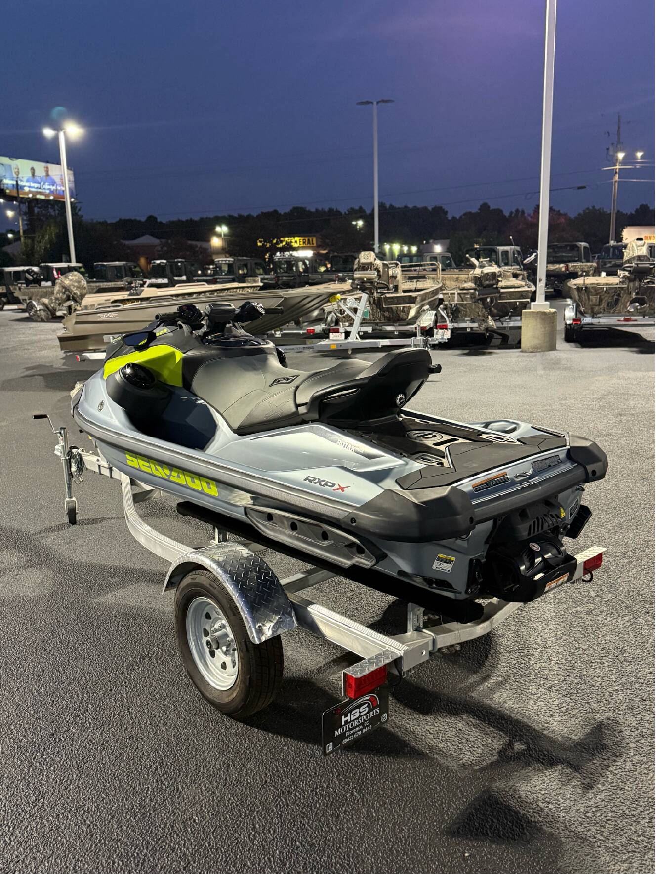 A photo of this 2024 Sea-Doo RXTX 325