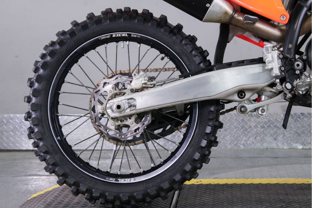 A photo of this 2024 KTM 250 SX-F