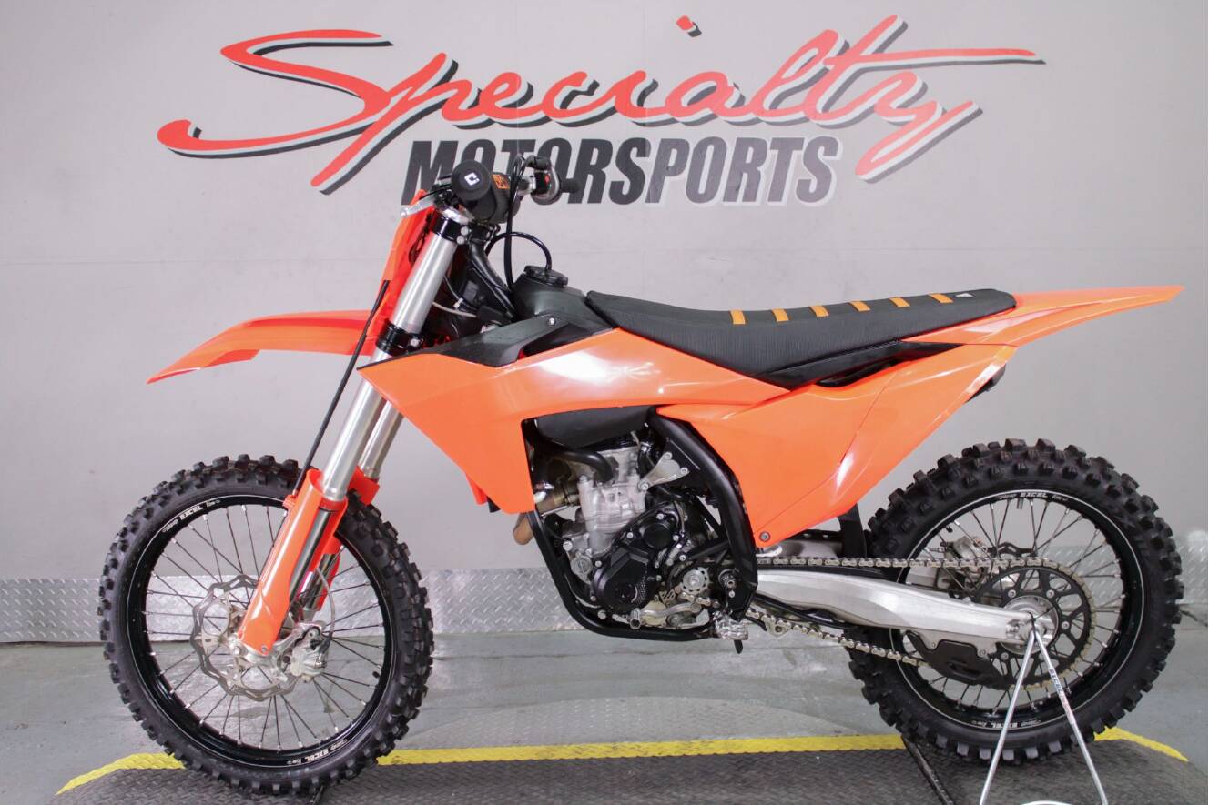 A photo of this 2024 KTM 250 SX-F