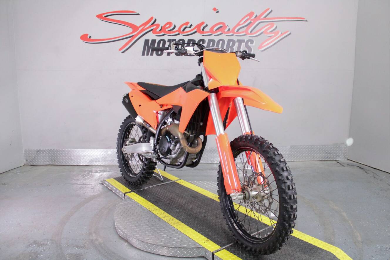 A photo of this 2024 KTM 250 SX-F