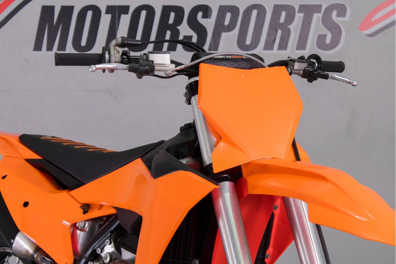 A photo of this 2024 KTM 250 SX-F