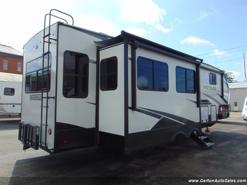2021 Winnebago Voyage 3134RL in mount vernon IN