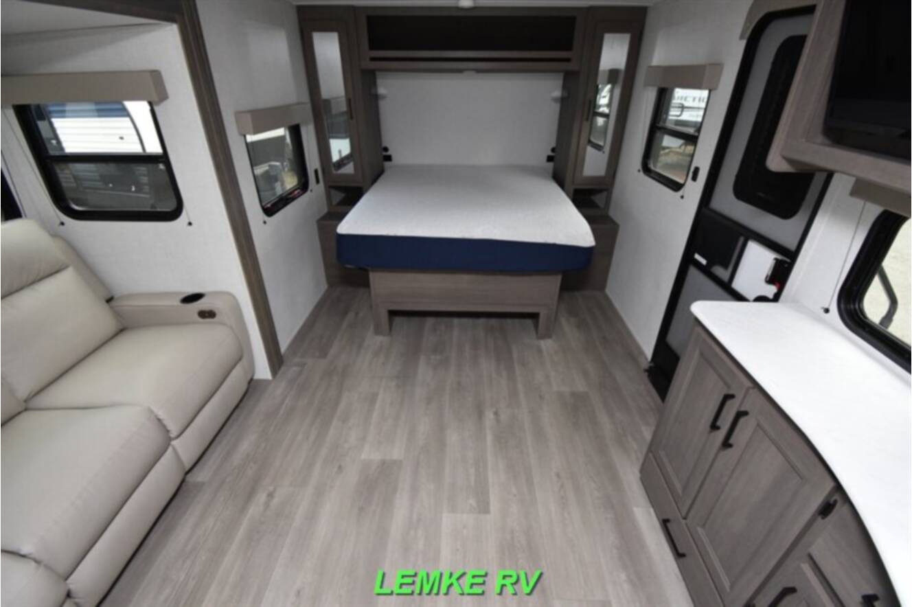 A photo of this 2025 Grand Design Transcend Xplor 20MKX
