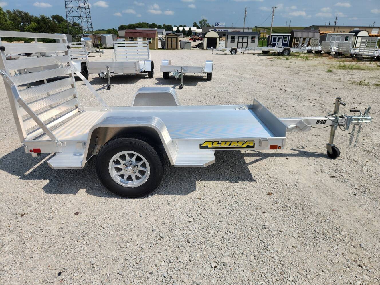 A photo of this 2027 Aluma 548S