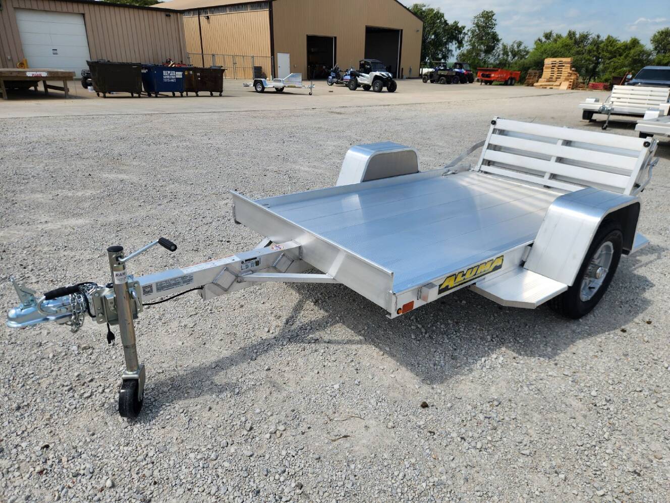 A photo of this 2027 Aluma 548S-BT