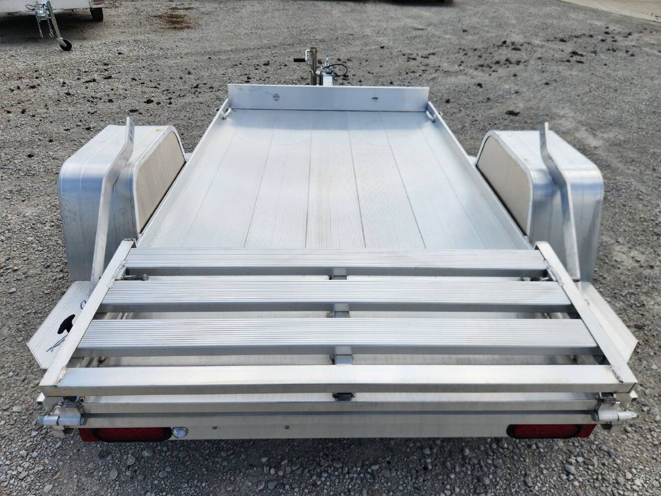 A photo of this 2027 Aluma 548S-BT