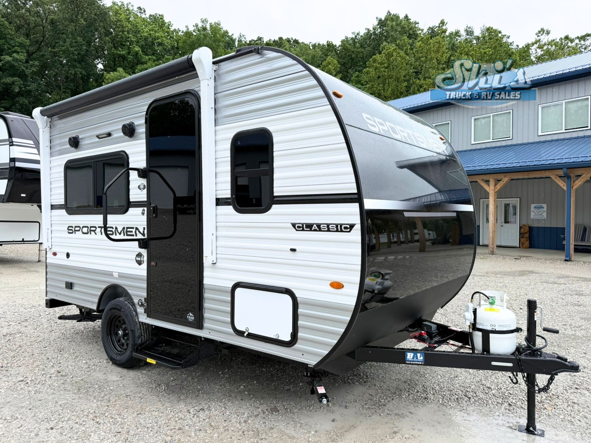 2027 Kz Rv Sportsmen Classic 130RD in rockville IN