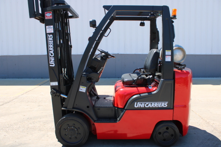 2014 UNICARRIERS CF50LP in North Chicago, IL