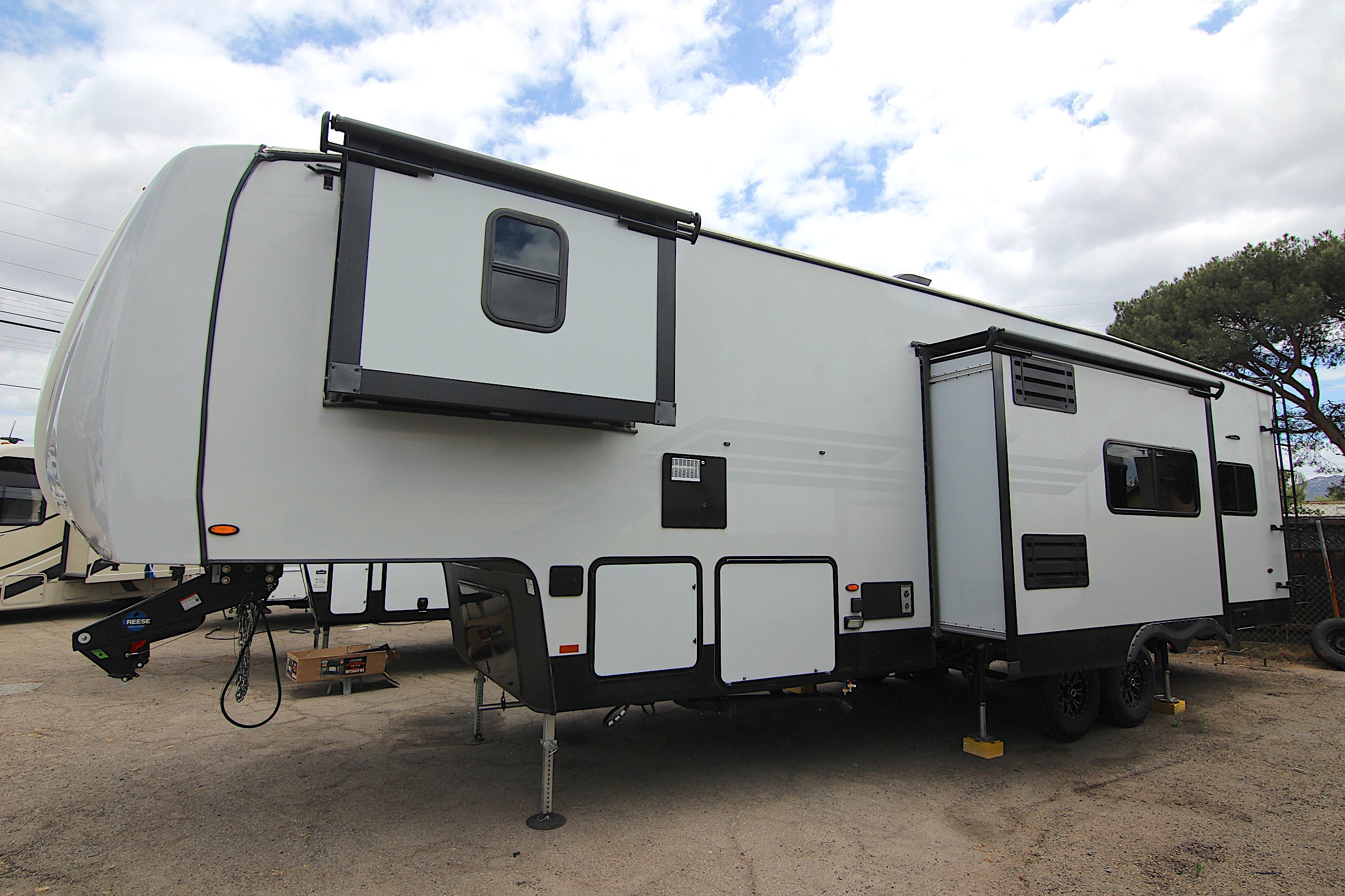 2021 Forest River STEALTH SA3217G in el cajon CA