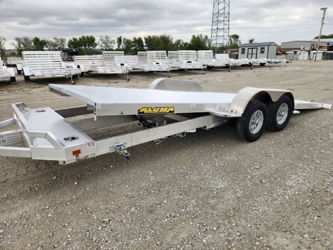 A photo of this 2027 Aluma 8220TILT