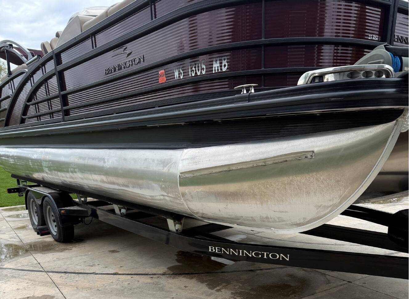 A photo of this 2019 Bennington 23 Rsb
