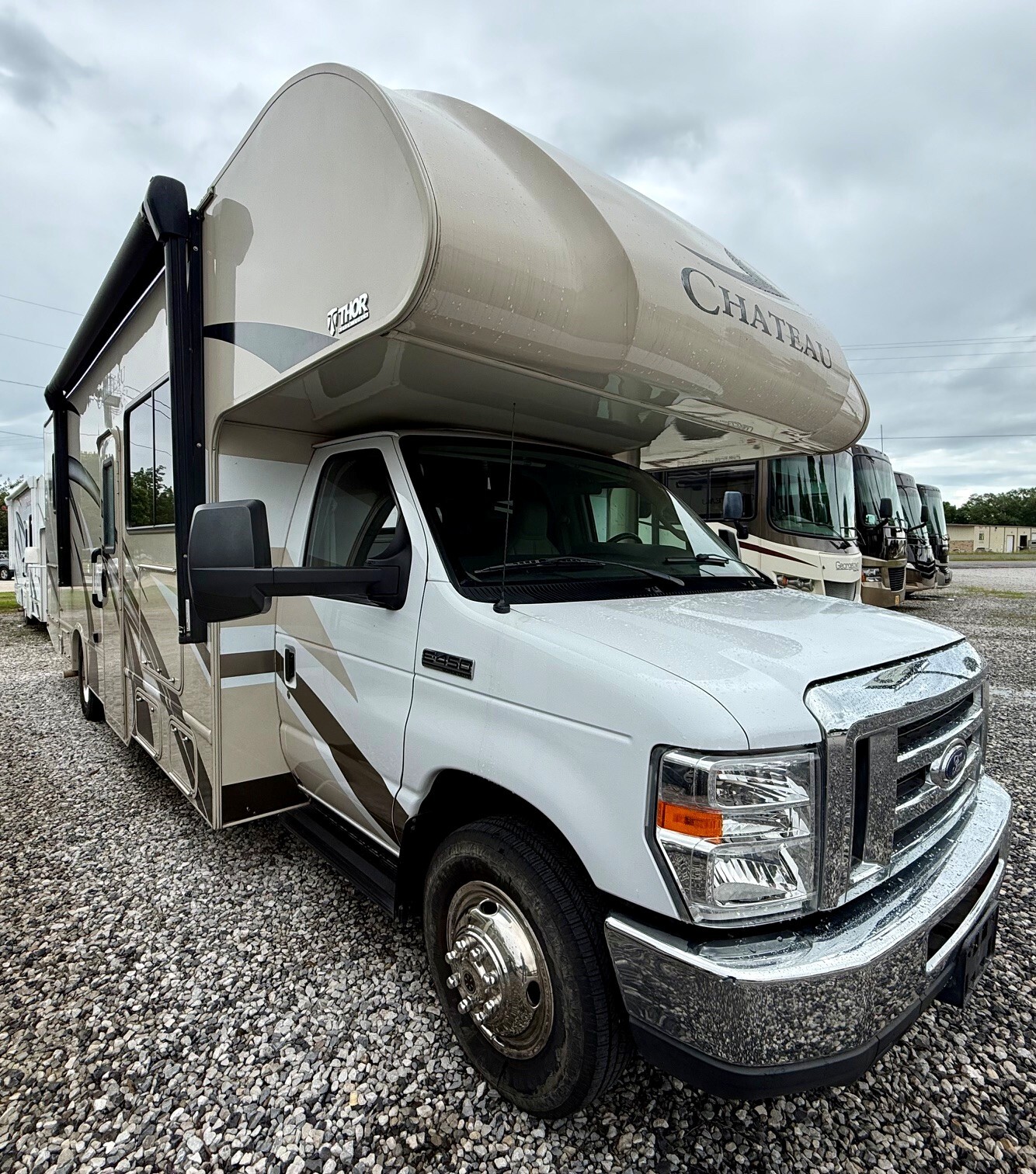 2019 Thor Motor Coach CHATEAU 28Z in carencro LA