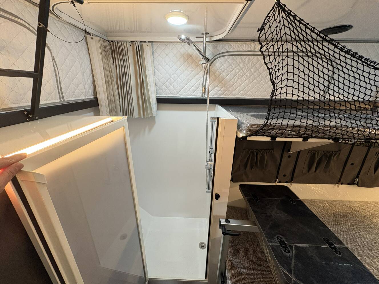 A photo of this 2026 Neo Camper Terra 500
