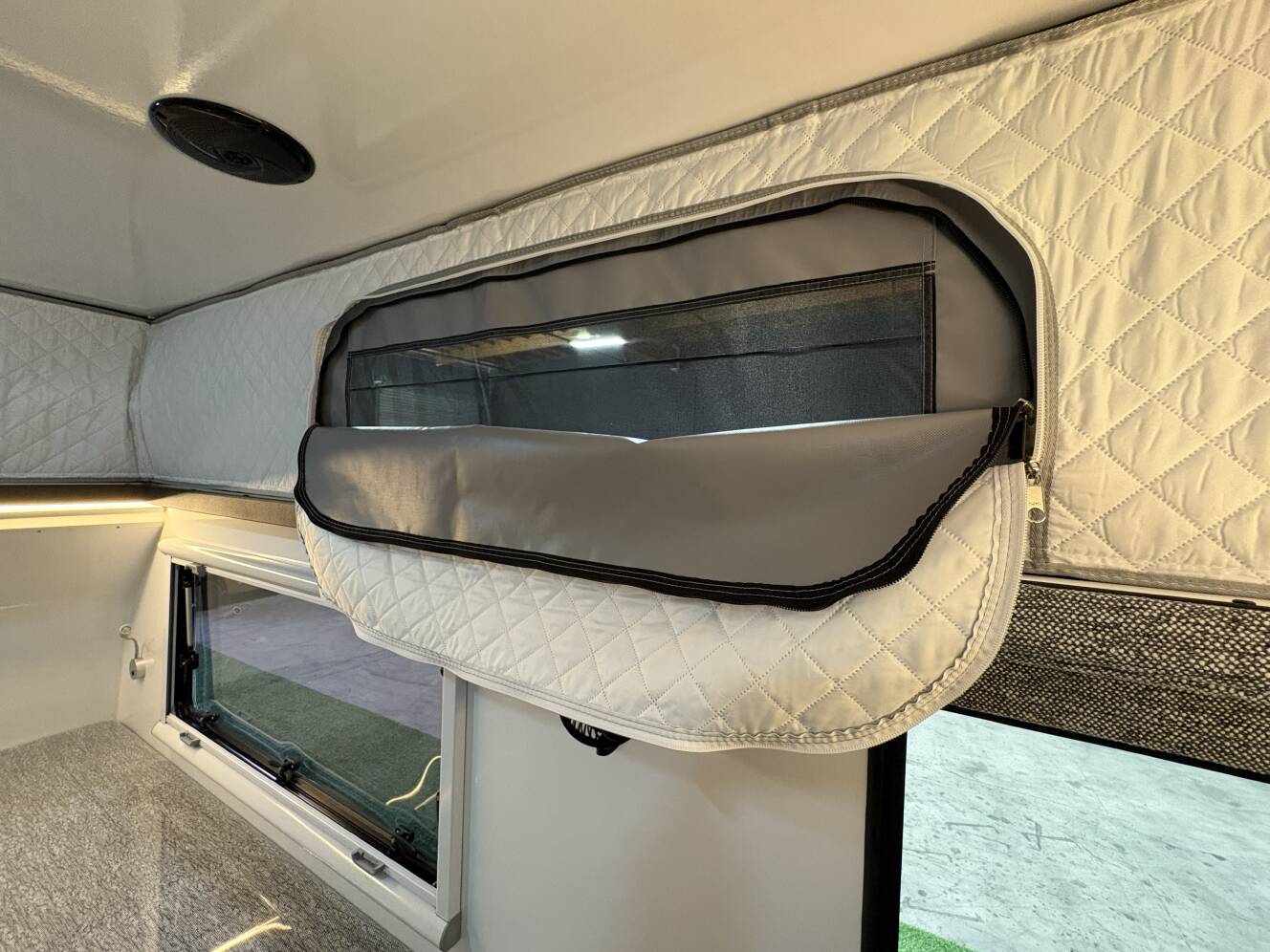 A photo of this 2026 Neo Camper Terra 500