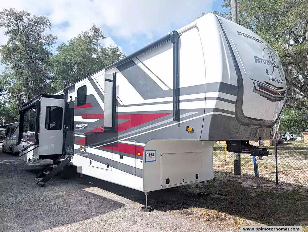 2025 Forest River Riverstone 39RKFB in summerfield FL