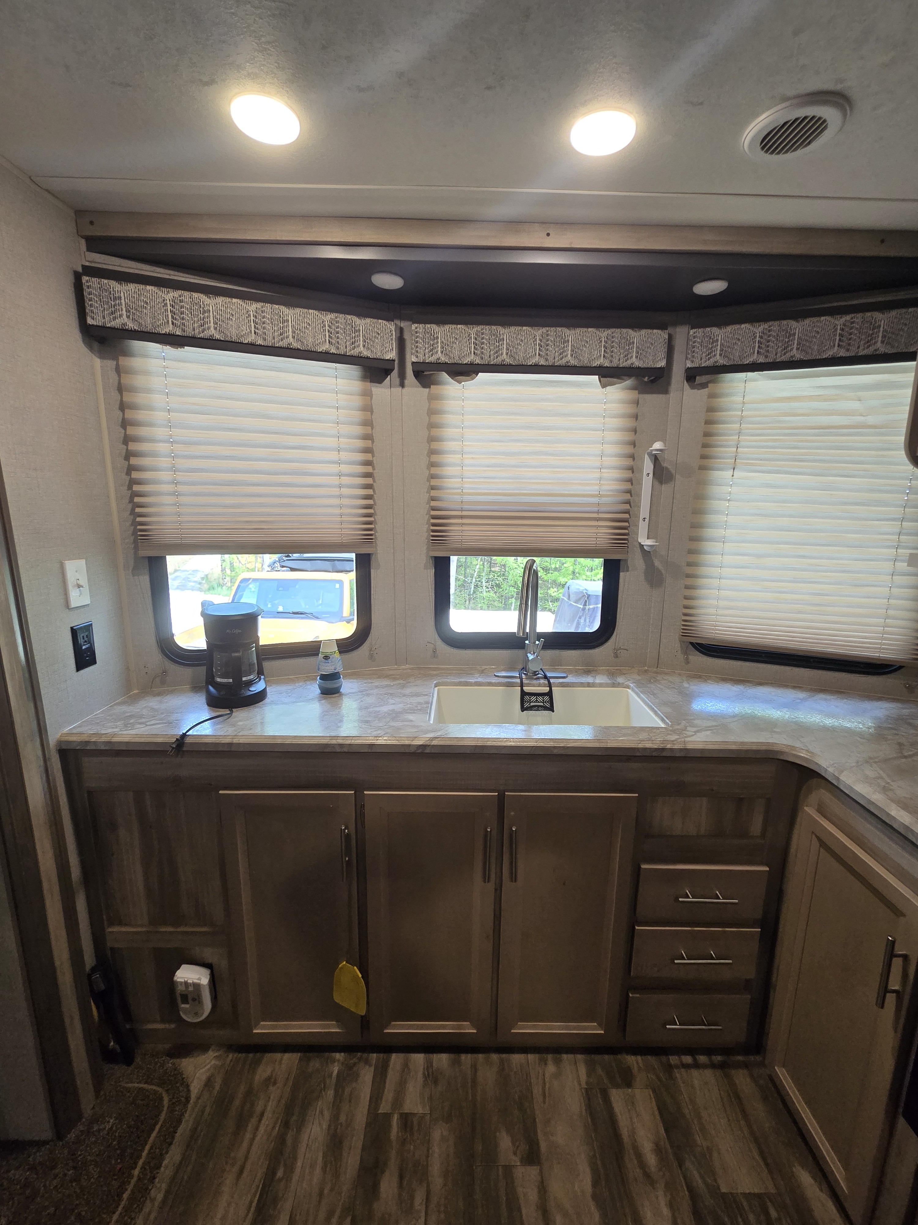 View more photos of this listing
