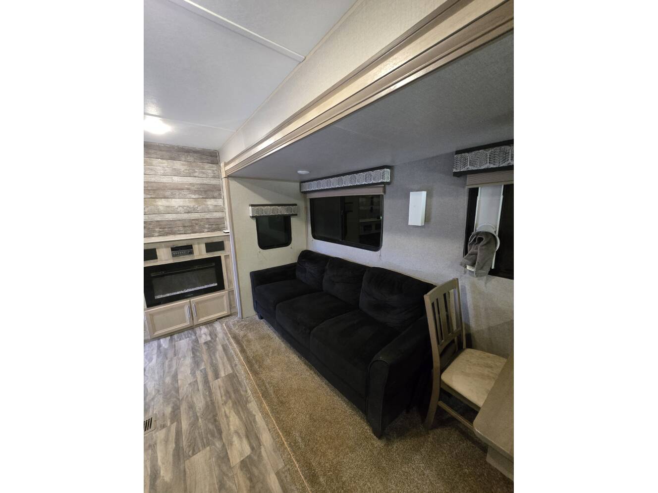A photo of this 2021 Coachmen CATALINA DESTINATION SERIES 39FKTS