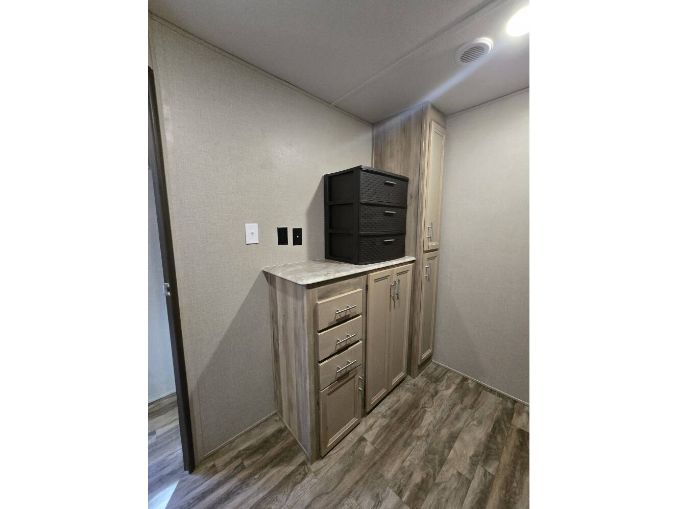 A photo of this 2021 Coachmen CATALINA DESTINATION SERIES 39FKTS