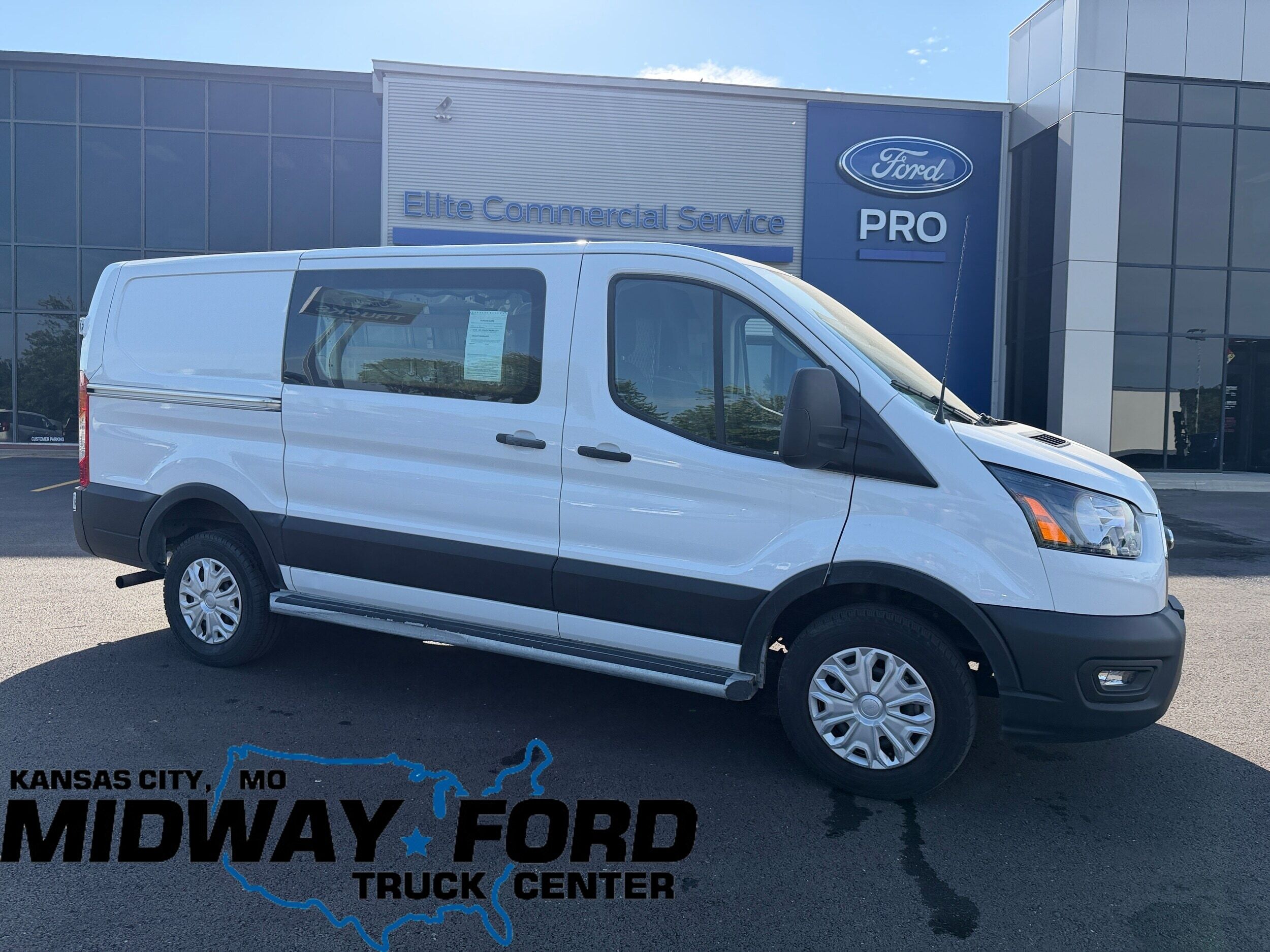 2024 FORD TRANSIT 250 in Kansas City, MO