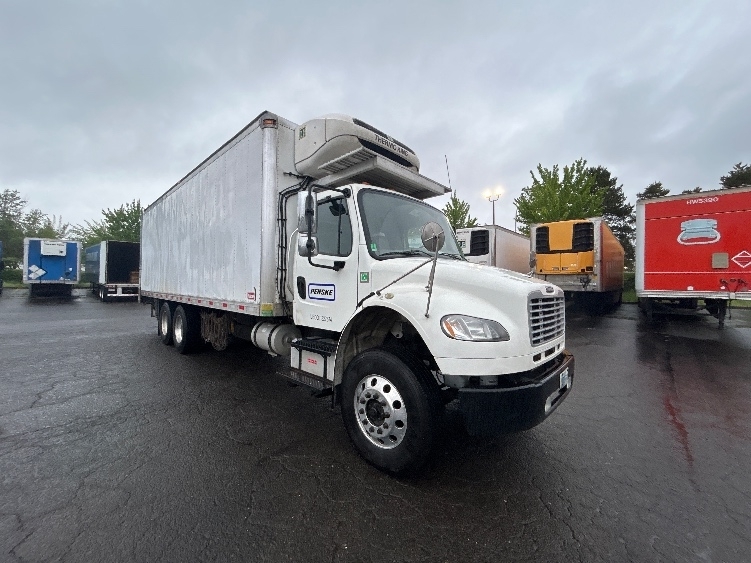 2019 FREIGHTLINER BUSINESS CLASS M2 106 in Clackamas, OR