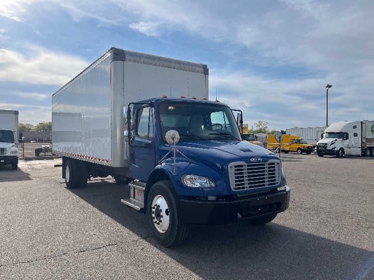 2021 FREIGHTLINER BUSINESS CLASS M2 106 in Warren, MI