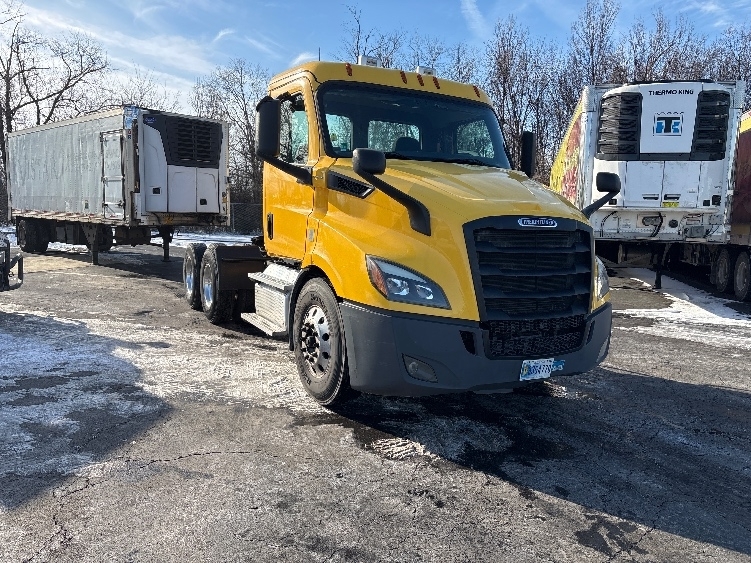 2019 FREIGHTLINER CASCADIA 116 in Swedesboro, NJ