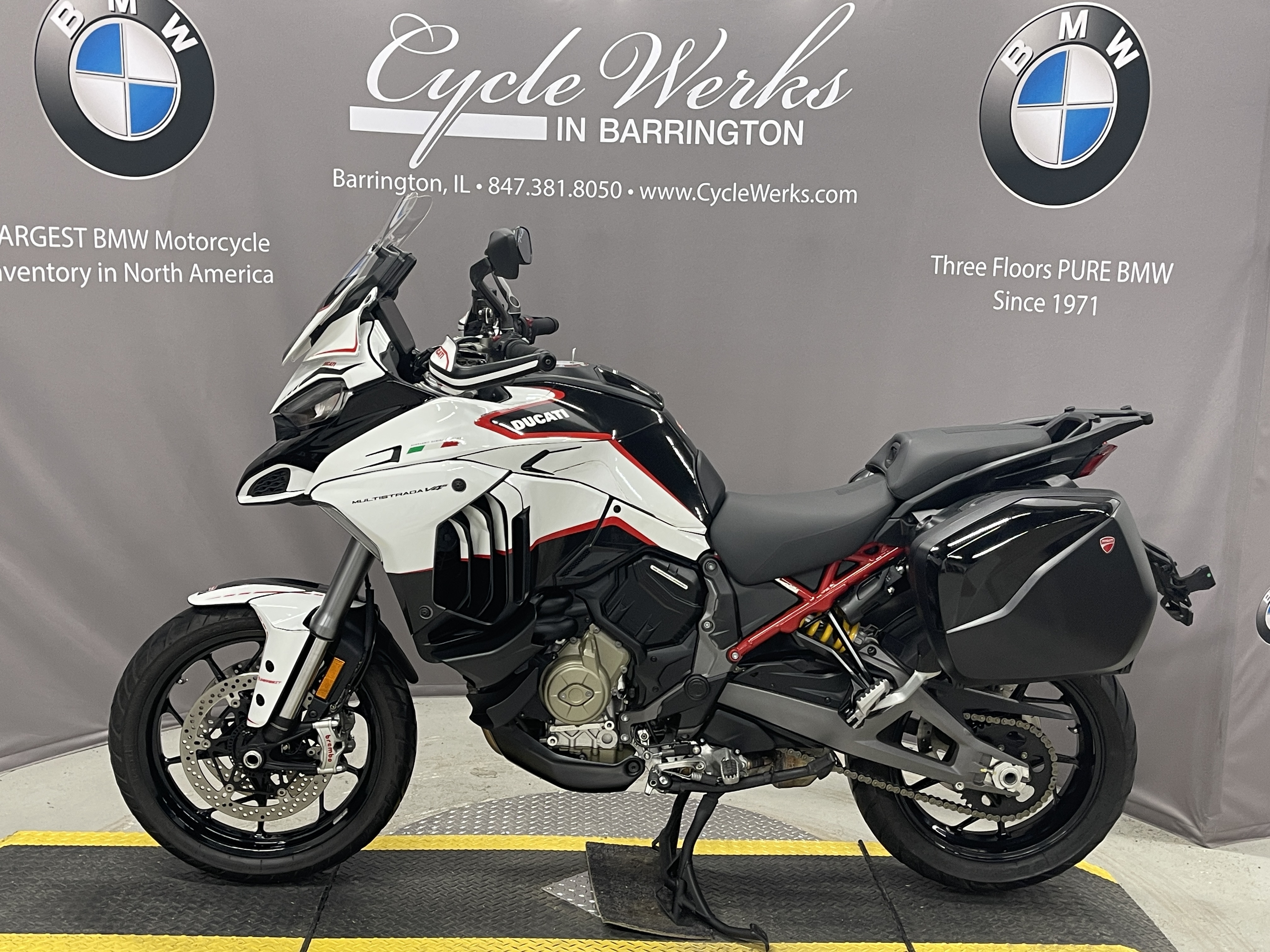 2025 Ducati Multistrada V4S V4 S in Barrington, IL