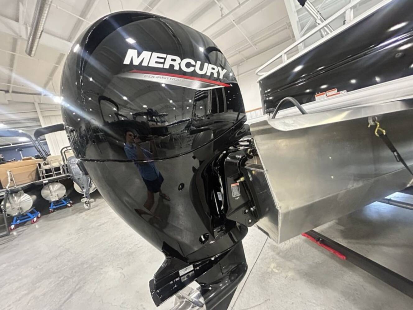 A photo of this 2026 Sun Tracker Party Barge® 22 RF XP3