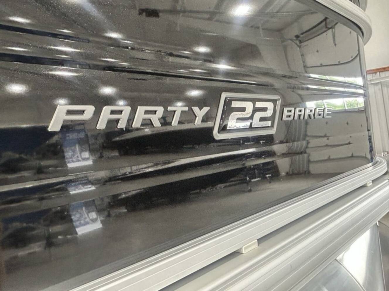 A photo of this 2026 Sun Tracker Party Barge® 22 RF XP3