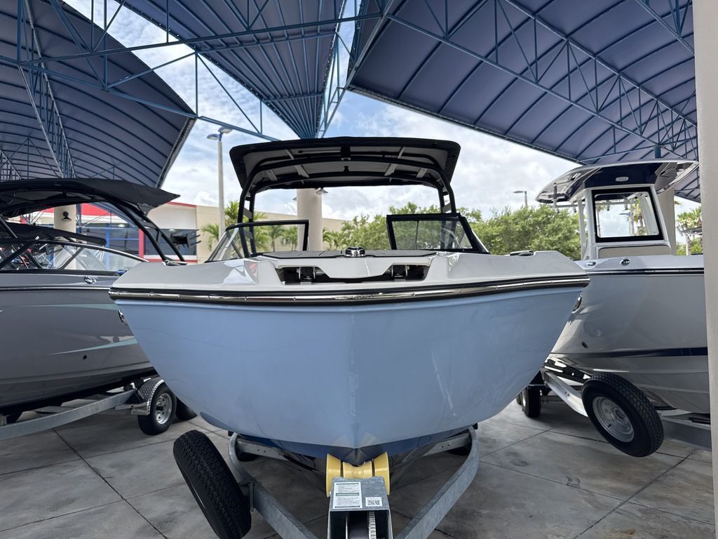 2026 Yamaha Boats 252SD in deerfield beach FL
